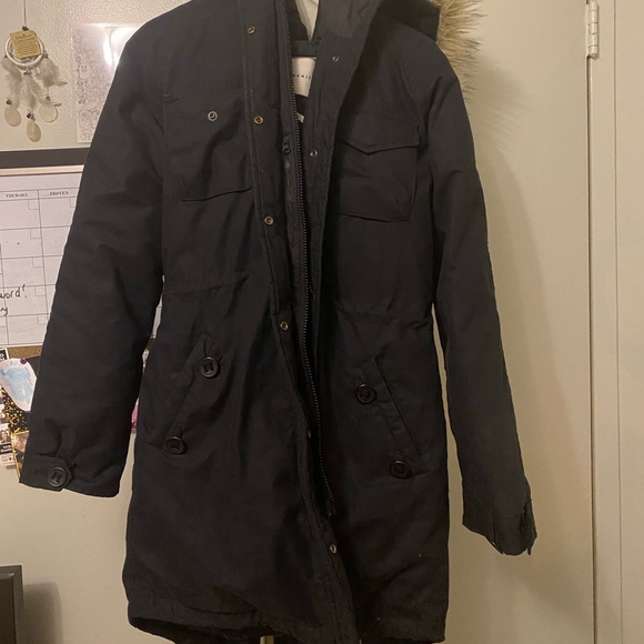 Community parka - Picture 1 of 4